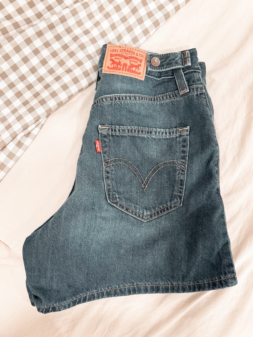 Levi's Women’s Cinch Waist Dark Blue Denim Jeans